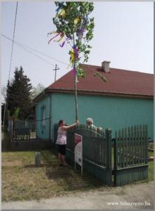 Tavaszksznt "batyus majlis"